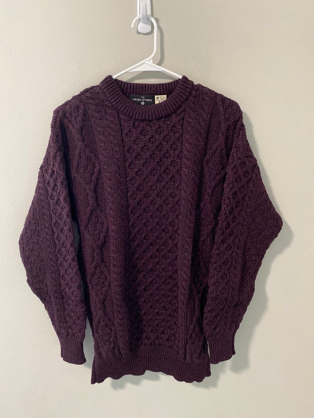 Made in Ireland The Irish Store 100% Wool Crew Neck Sweater, Maroon Size Medium